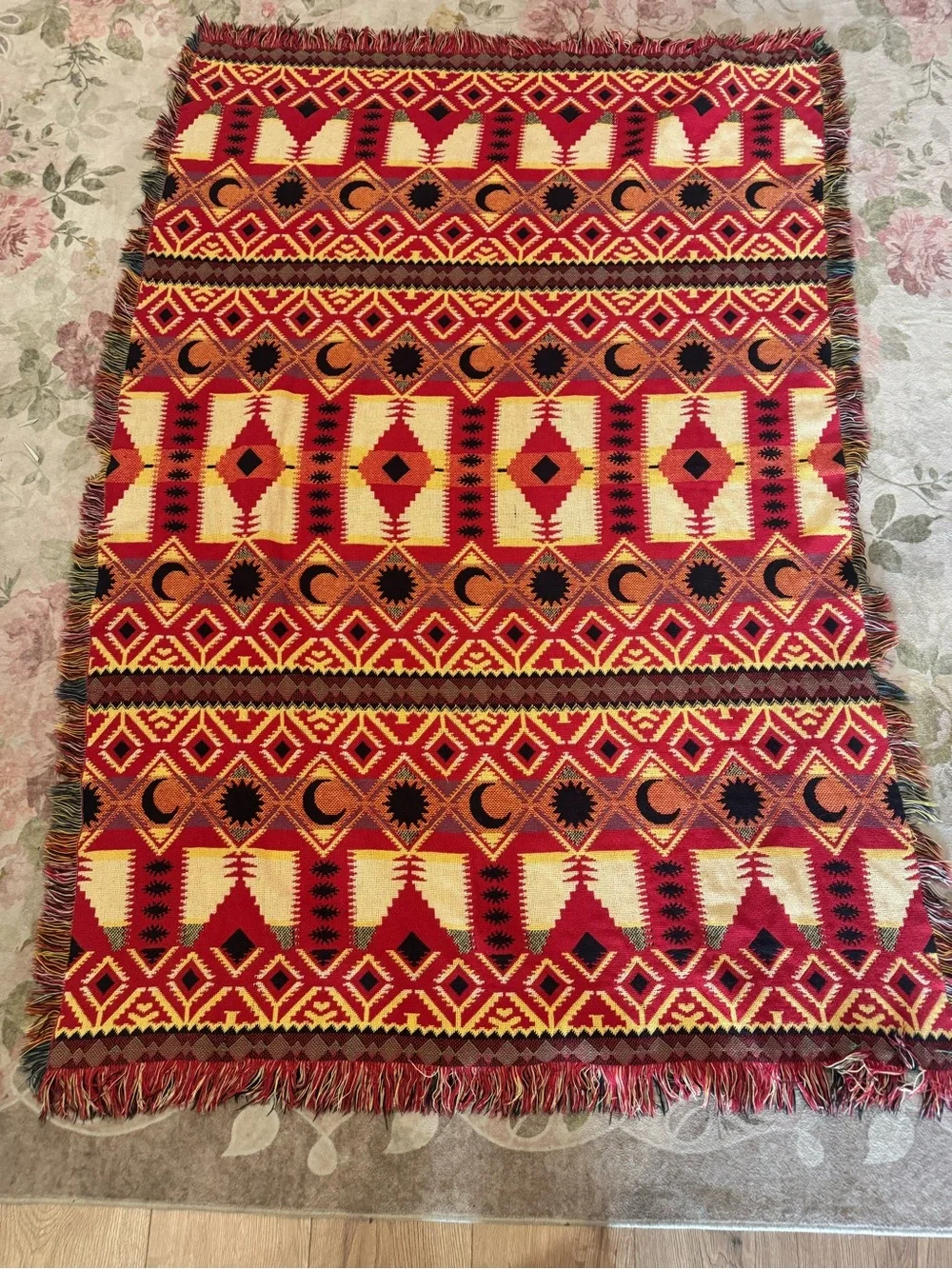 Vintage style woven